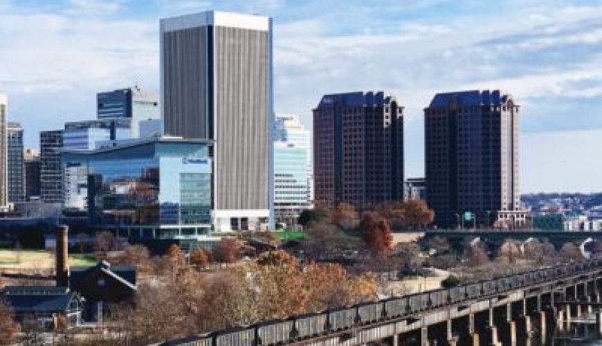 The Castle on the Cliff: Majestic, Magic, Manoir