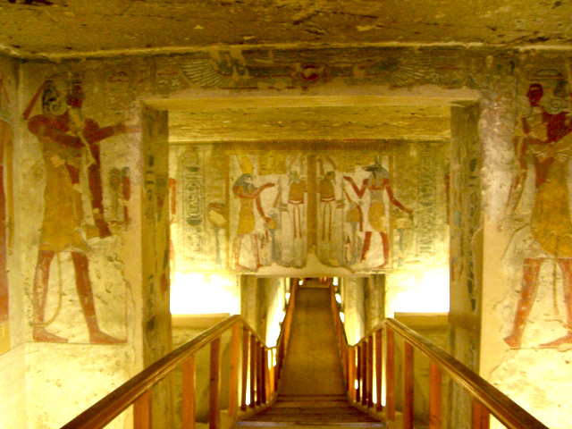 <span> Day 4</span>Across Time’s Dunes: Luxor with Your Soulmate